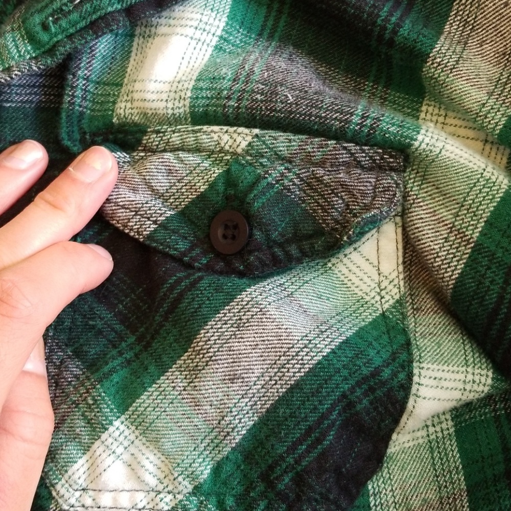 Flannel - Picture 4 of 4